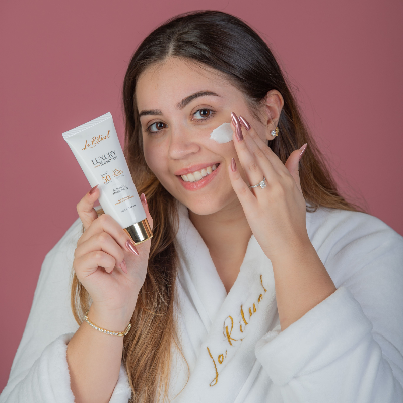 Luxury Sunscreen Anti-Aging 50 SPF image 3