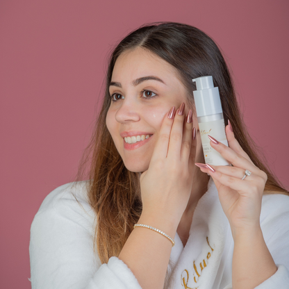 Vitamin C Serum for Brightening, Dark Spots and Anti-Aging image 9